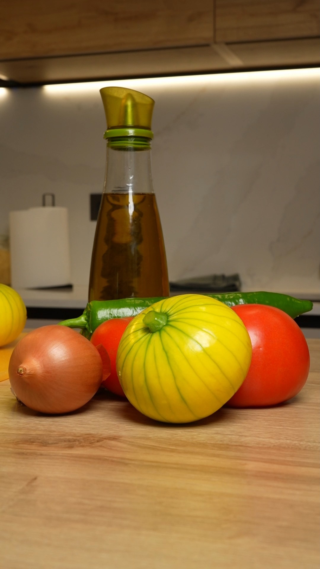 A classic with a Zucchiolo twist 💚💛
Say hello to our Pisto of Zucchiolo or Zucchiolo Stew — a Mediterranean favorite made even brighter with the unique flavor of Zucchiolo.
🌿 Colorful, comforting, and perfect for any table.

🍴 Grab the full recipe 👉 on our website
#Zucchiolo #MediterraneanVibes #HealthyEats #PistoRecipe #PlantBasedDelicious

Un clásico con un toque de Zucchiolo 💚💛
Saluda a nuestro Pisto de Zucchiolo o Guiso de Zucchiolo - un favorito mediterráneo hecho aún más brillante con el sabor único de Zucchiolo.
🌿 Colorido, reconfortante y perfecto para cualquier mesa.

🍴 Hazte con la receta completa 👉 en nuestra web